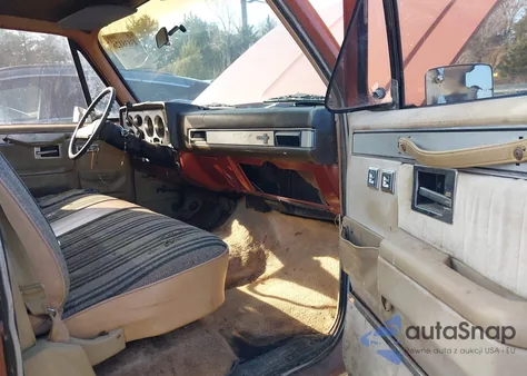 1982 Chevrolet C10 z USA, uszkodzony, nr VIN 1GCDC14H1CS169631